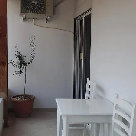 Michalis, 2-bedroom In Lejlighed
